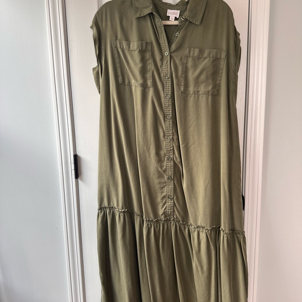 Isabel Green Long Sleeve Ruffled Polo Collar Dress